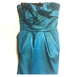 strapless dress with pockets